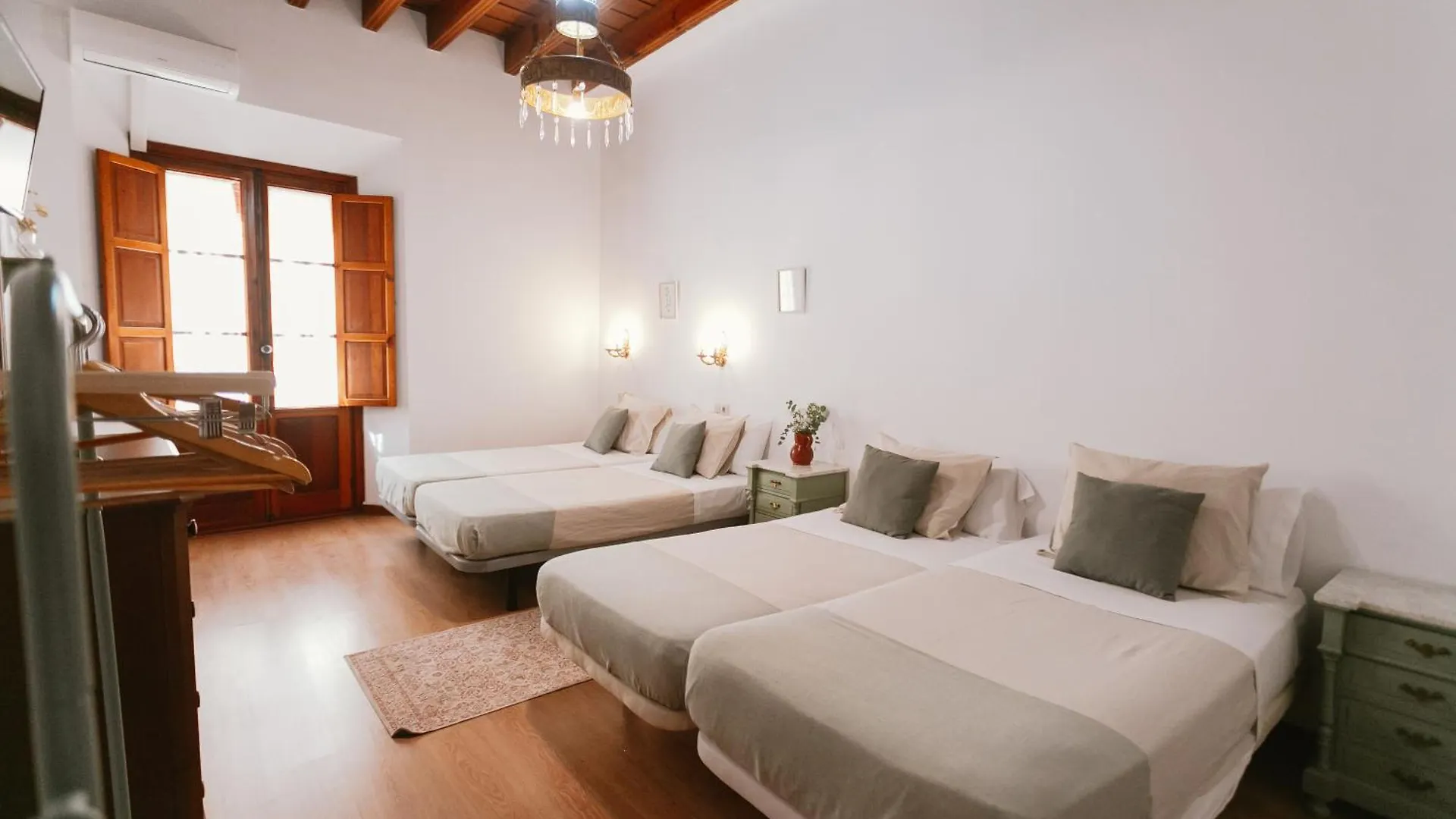 Apartment Komodo Casa Maravillas Rooms Seville